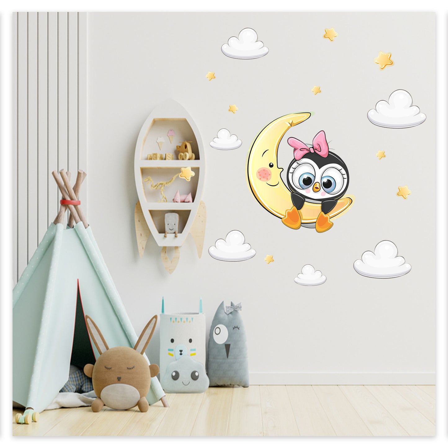 Aya Tutunmuş Yavru Penguen Bulutlar ve Yıldızlar Çocuk Odası Duvar Sticker