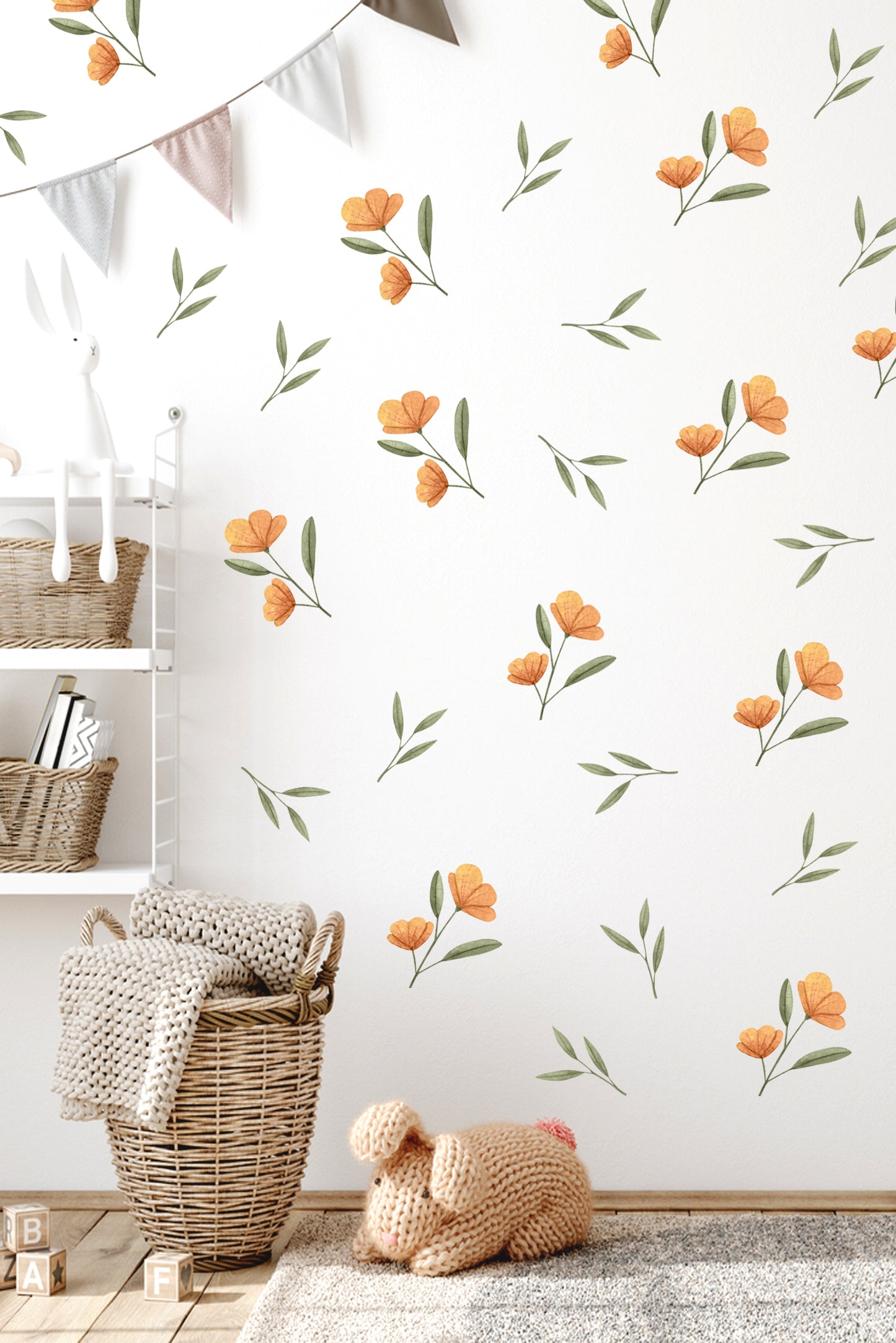 Turuncu Çiçekler ve Yapraklar Pastel Tonlu Duvar Sticker Seti